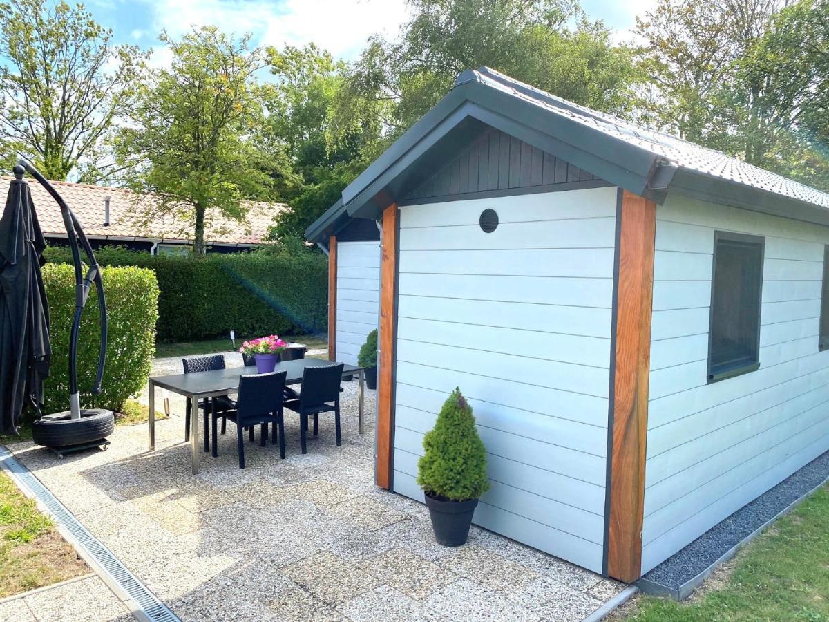 Oosterschelde Lodge Met Veel Privacy En Dicht Bij Het Water 스케프네스 외부 사진