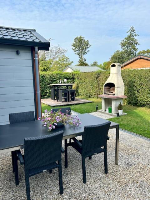 Oosterschelde Lodge Met Veel Privacy En Dicht Bij Het Water 스케프네스 외부 사진
